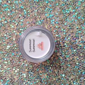 Nola nail dips- Surprise Surprise